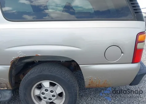 2003 Chevrolet Suburban 1500 Ls from USA, damaged, VIN 3GNFK16TX3G161121